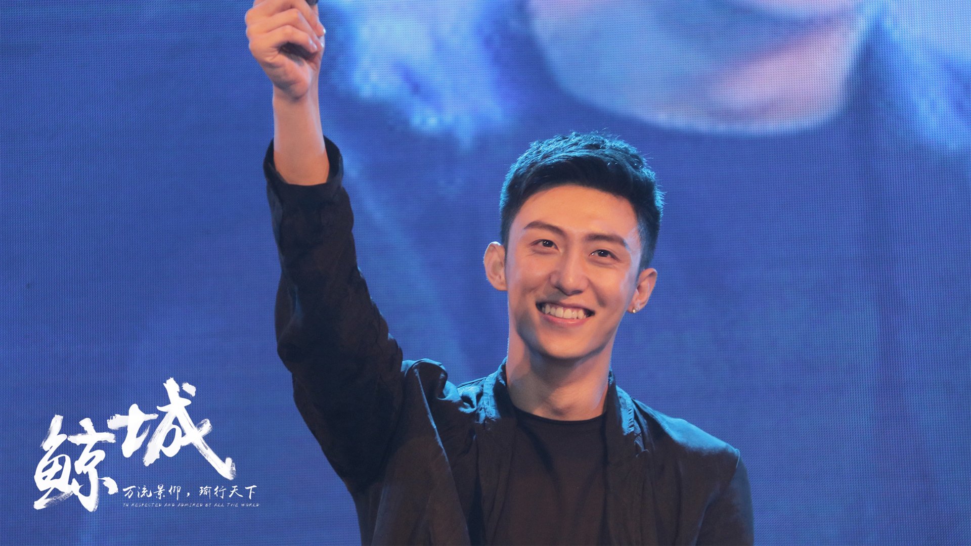 隔空呼应，从绿茵到硬木，两种焦点战如何诠释压制的艺术