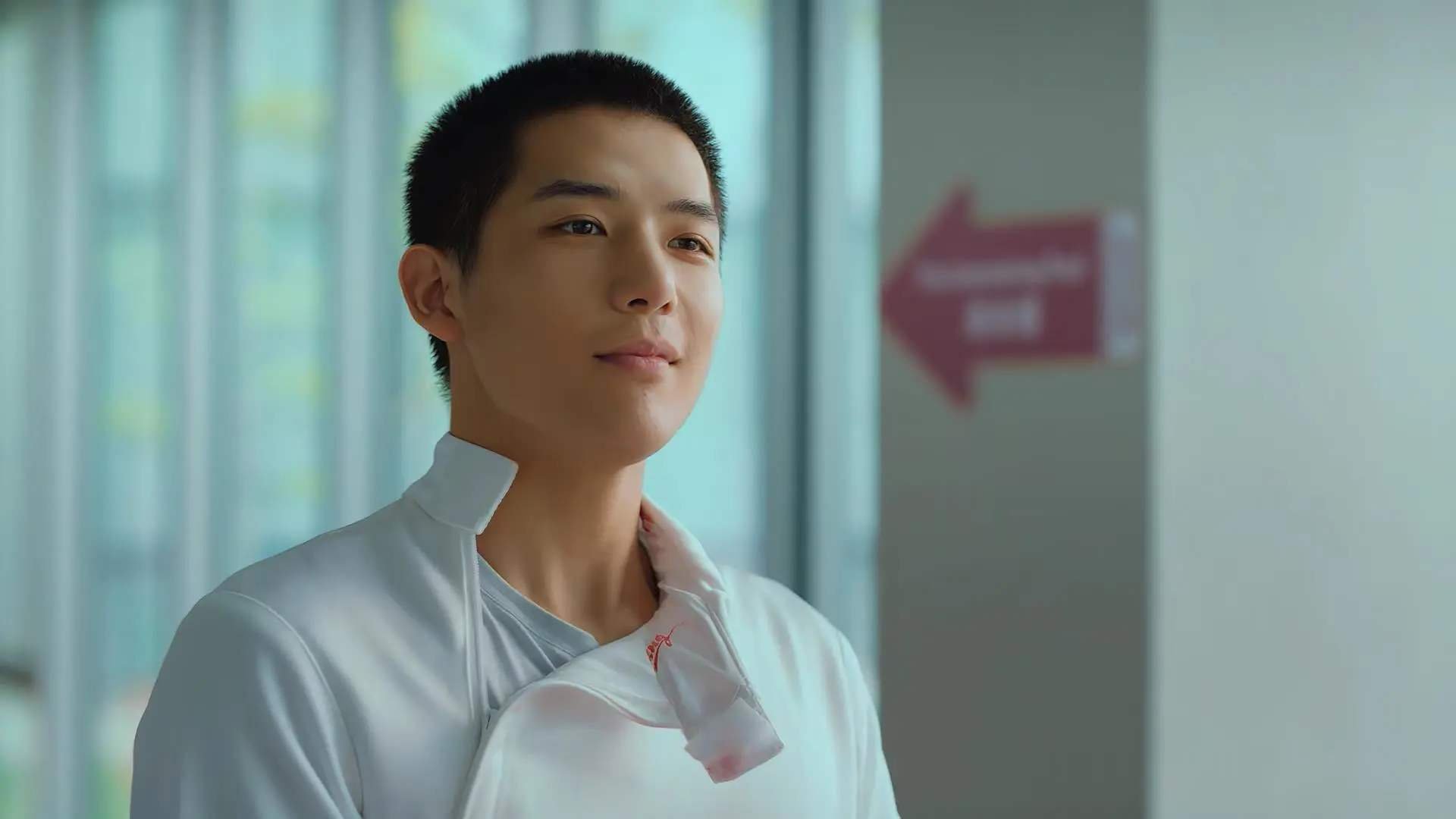 看到您给出的关键词组合，我理解您需要的是一篇富有创意和想象力的唯一性文章。我将通过一个独特的视角，将足球世界的智慧与篮球战术相融合，为您呈现这篇内容